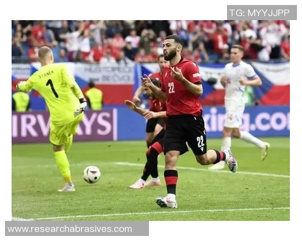 泰国足球明星的崛起与成就探索，谁是泰国最优秀的足球运动员